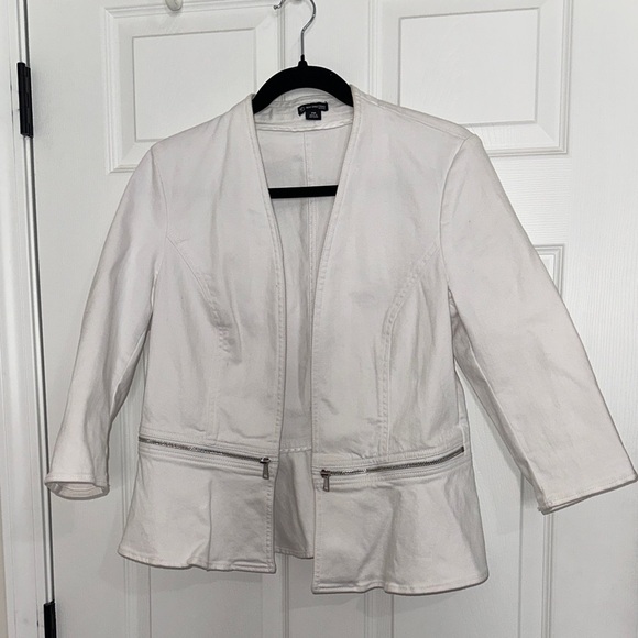 New Directions Off-White Women's Blazer with Zipper Accents - Picture 1 of 4